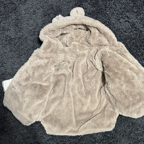 Cream and Brown Hooded Jacket - Picture 2 of 2